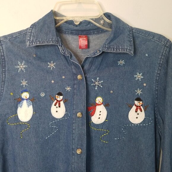 Chambray button down Snowman Snowflakes shirt - Picture 2 of 8